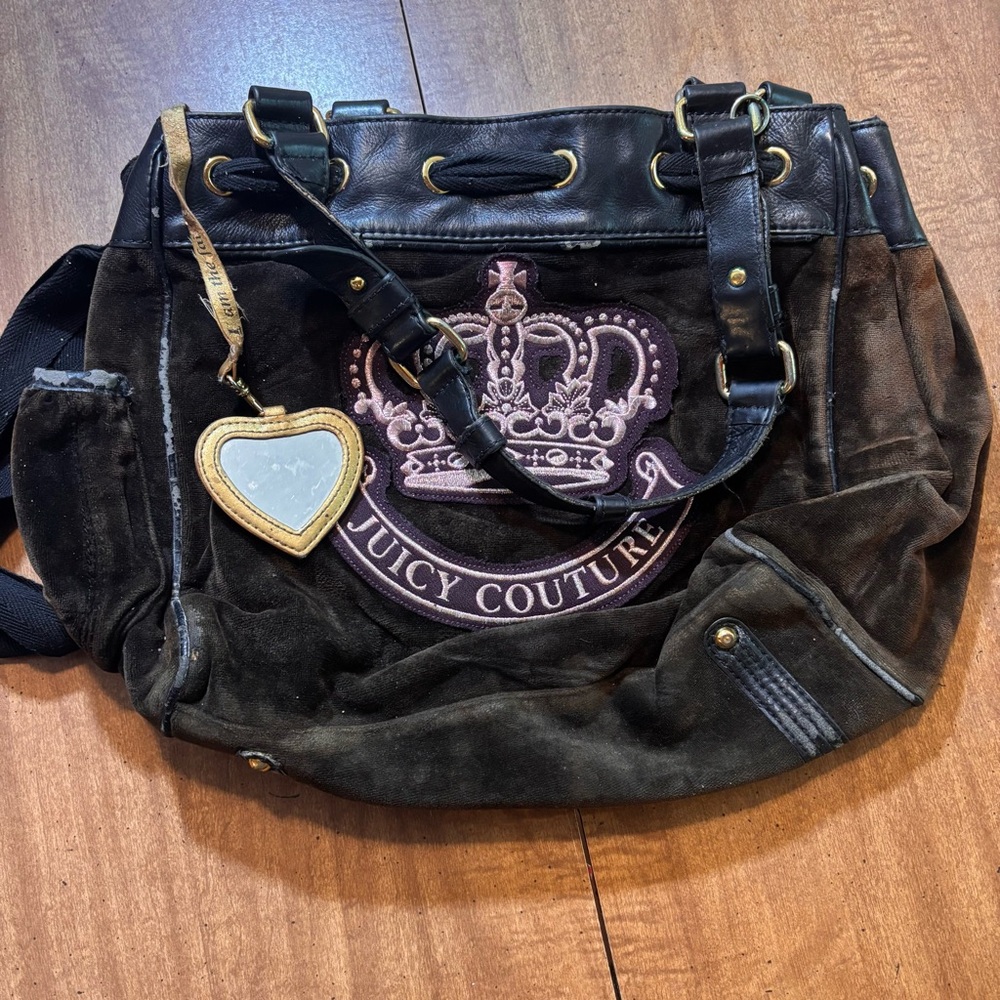 Juicy Couture VTG daydreamer style bag